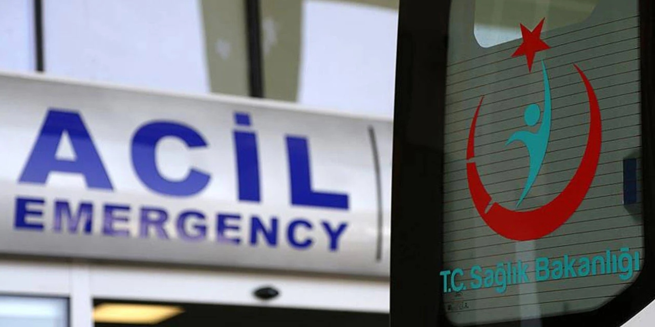 Kocaeli'de 2 işçi servisi çarpıştı: 3 kişi yaralandı