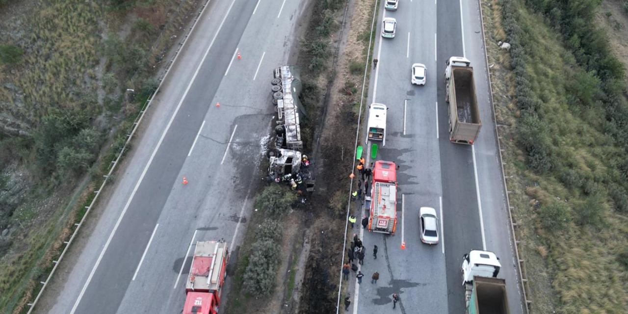 Hatay'da TIR faciası: 2 kişi hayatını kaybetti