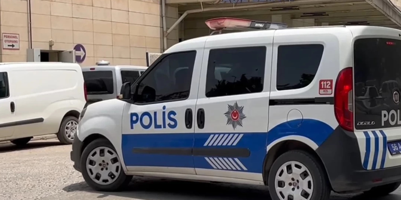 2 çocuk annesi, evinde bıçaklanmış halde ölü bulundu