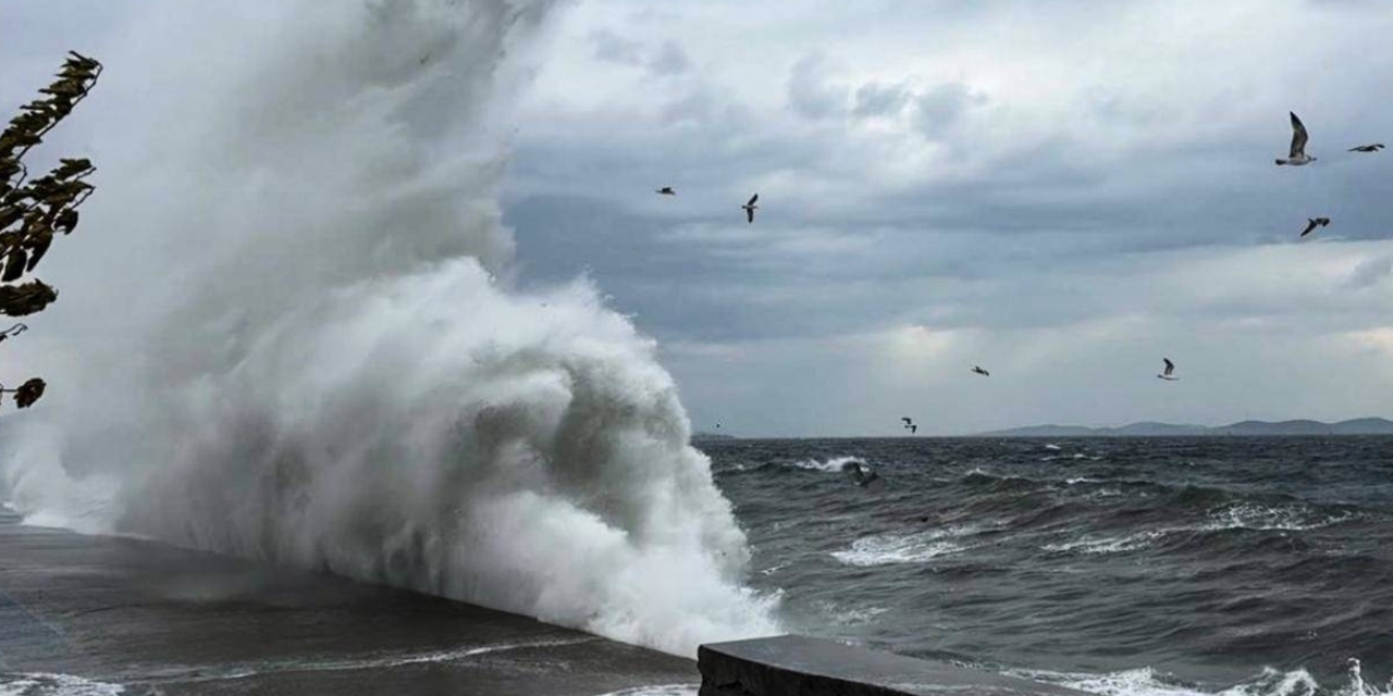 Meteorolojiden denizlerde kuvvetli fırtına uyarısı