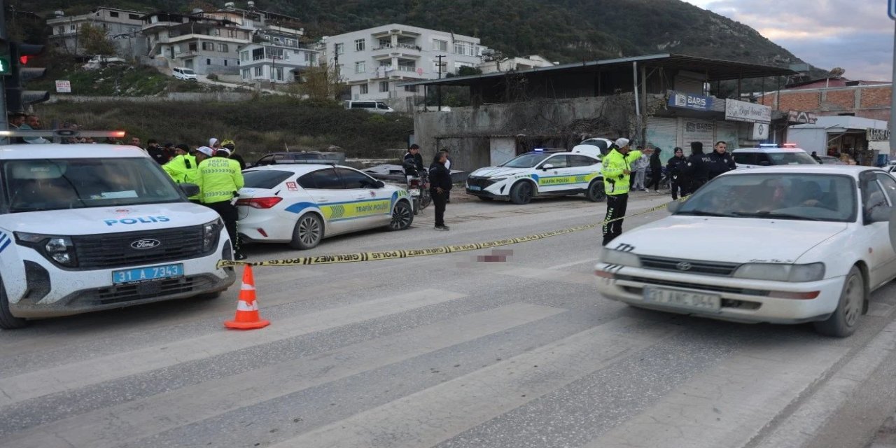 Hatay'da beton mikserinin ezdiği çocuk hayatını kaybetti
