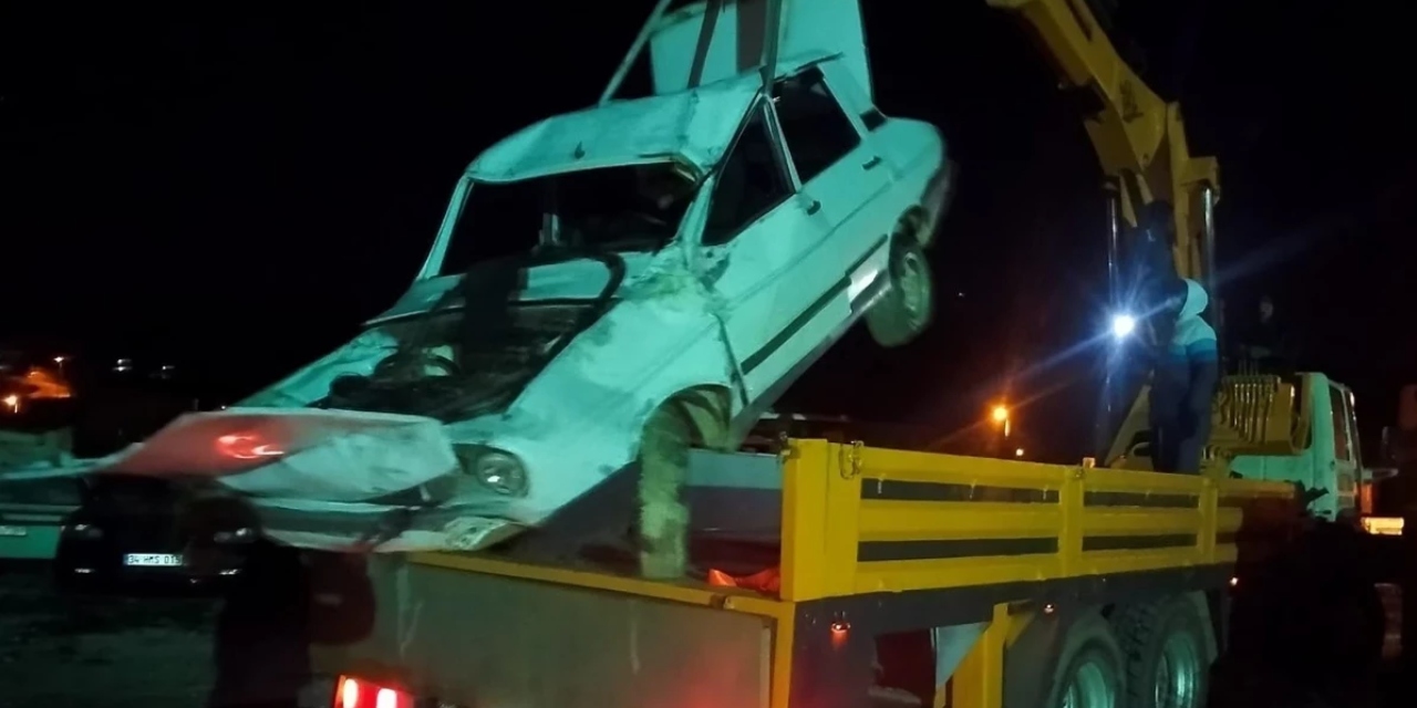 Otomobil şarampole yuvarlandı: 1 kişi hayatını kaybetti