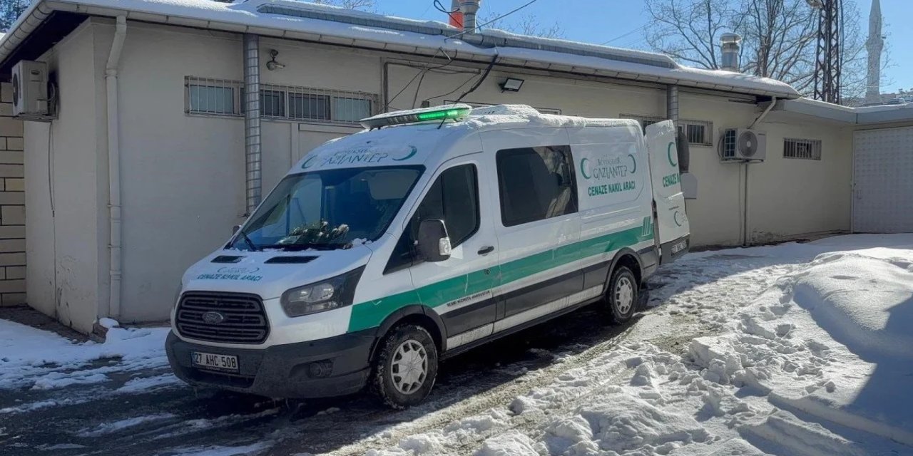 Gaziantep'te komşusu tarafından vurulan genç hayatını kaybetti