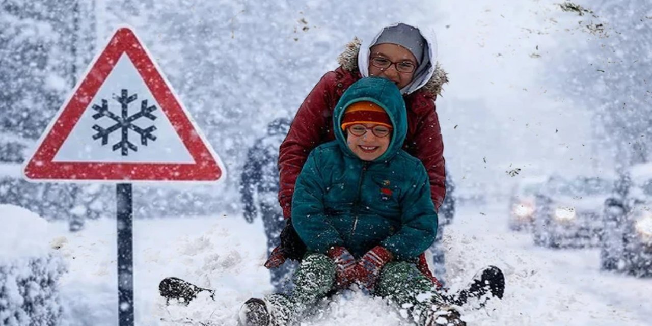 Tuncel'de kar nedeniyle okullar tatil edildi