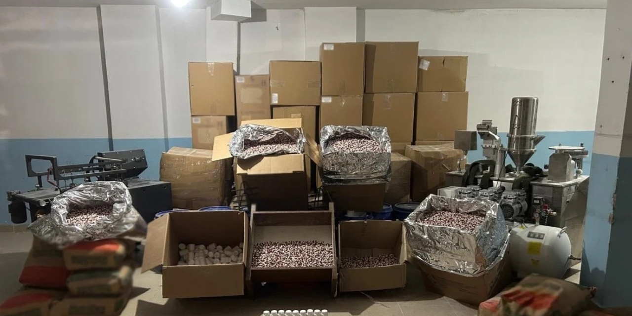 İstanbul Avcılar’da uyuşturucu imalathanesine baskın: 6 kişi gözaltına alındı