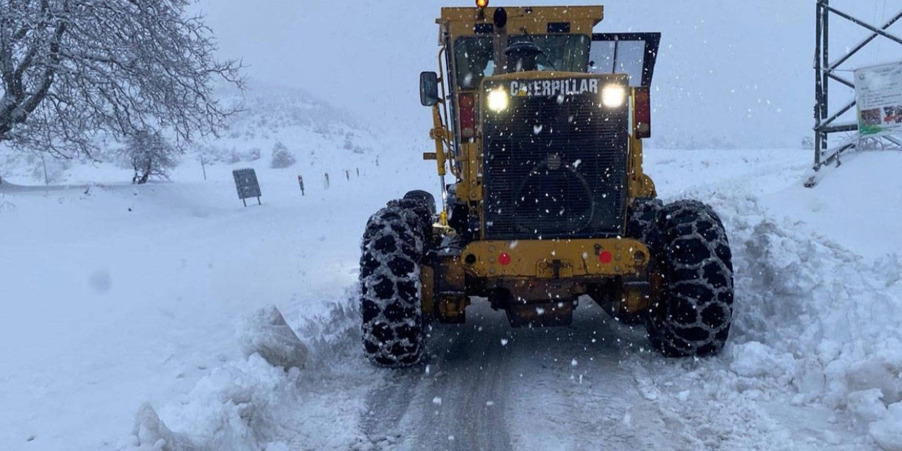 Kahramanmaraş'ta 87 mahalleye ulaşım sağlanamıyor