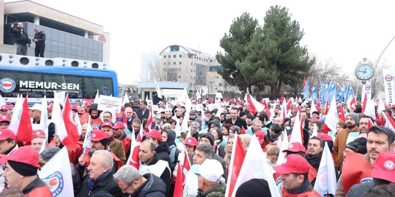 Memurlar ek zam istedi