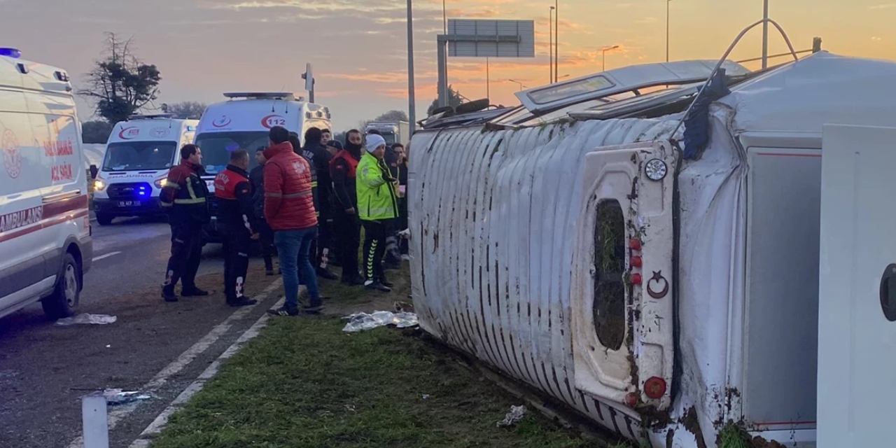 Aydın'da işçi servisi devrildi: 16 kişi yaralandı