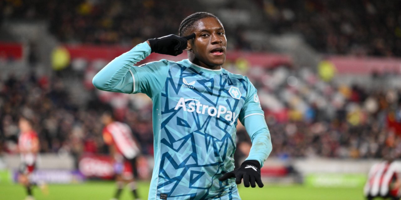 Beşiktaş'a Premier Lig'den orta saha