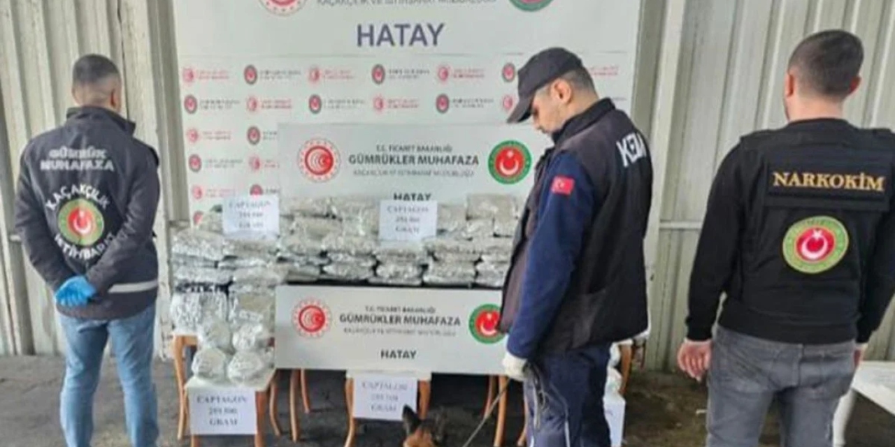 Hatay'da limanda 1 milyon 392 bin uyuşturucu hap ele geçirildi