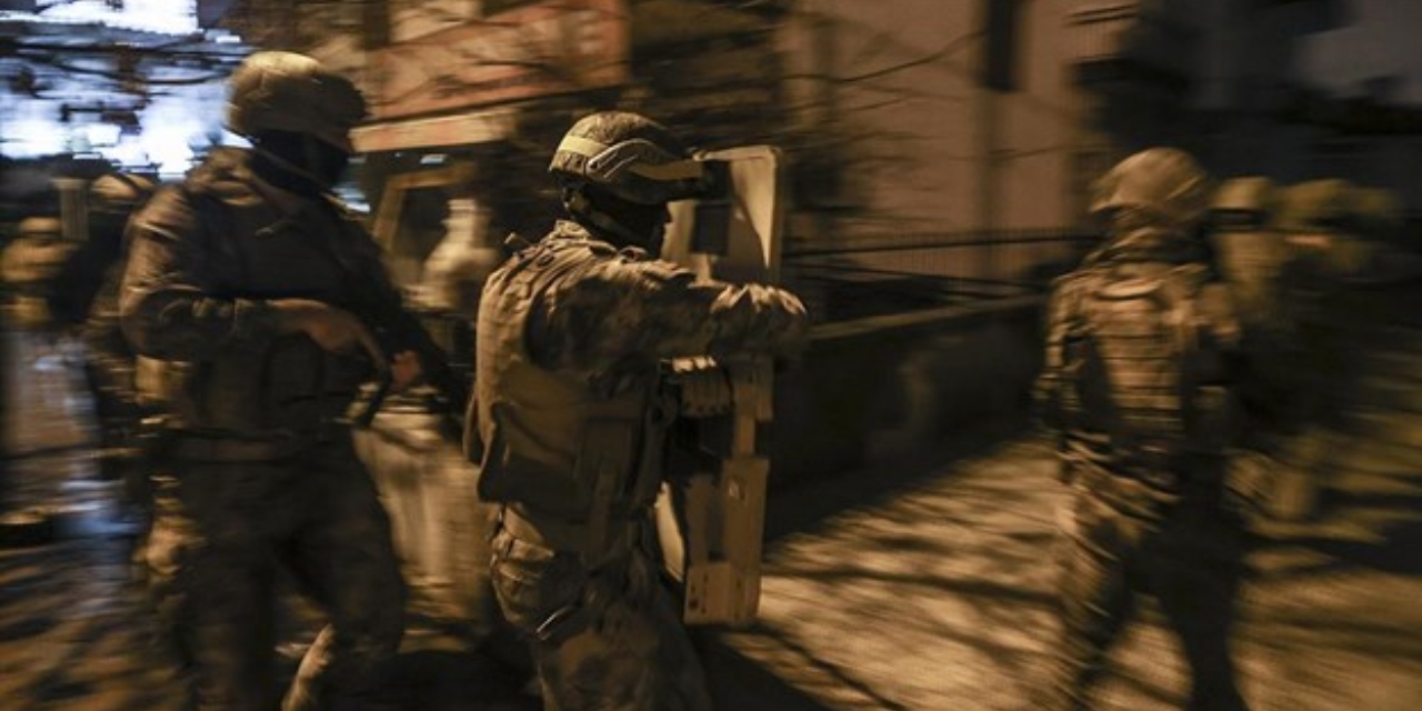MİT ve Emniyet'ten 'casusluk' operasyonu: 6 kişi gözaltına alındı