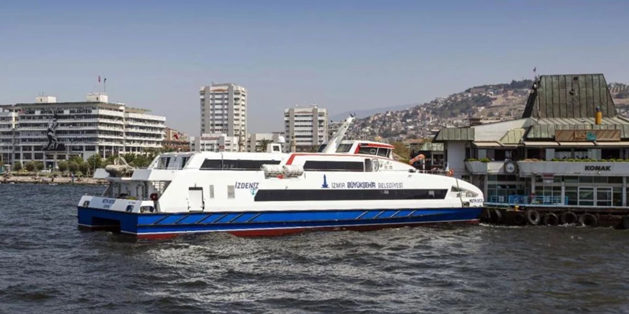 İzmir'de vapur seferleri iptal edildi