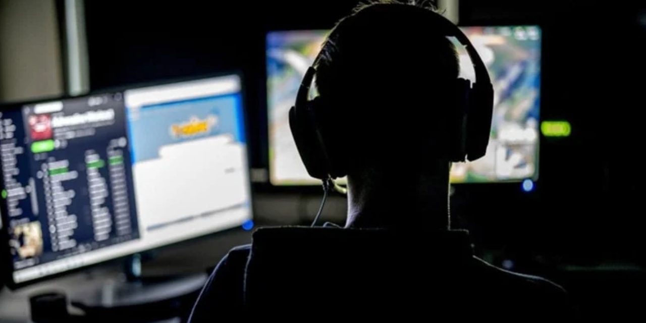 379 FETÖ iltisaklı sosyal medya hesabına erişim engeli getirildi