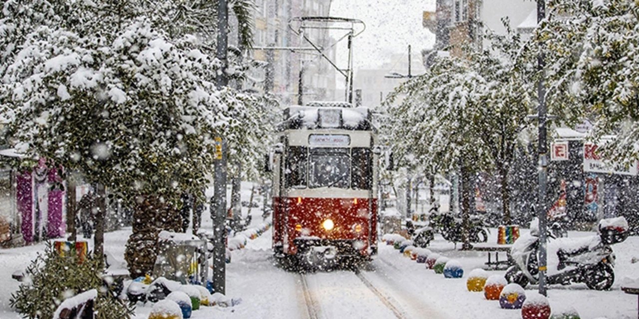 AKOM'dan İstanbul için fırtına ve kar uyarısı
