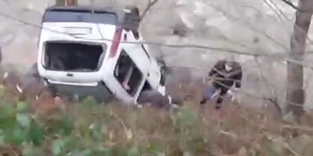 Rize'de kamyonet dereye yuvarlandı: 1 ölü 1 yaralı