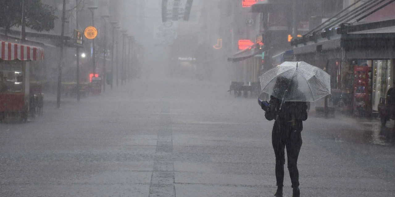 Meteoroloji'den İzmir için sağanak uyarısı