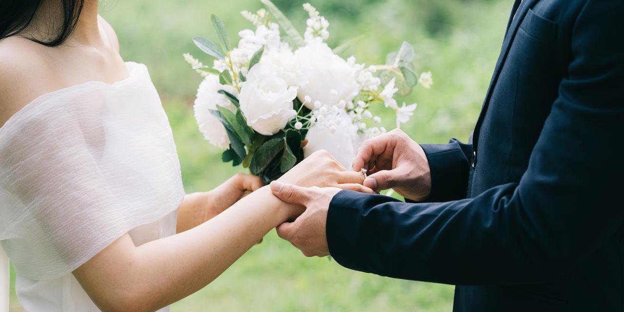 İBB'den yeni evlenenlere 40 bin lira destek: İşte başvuru şartları