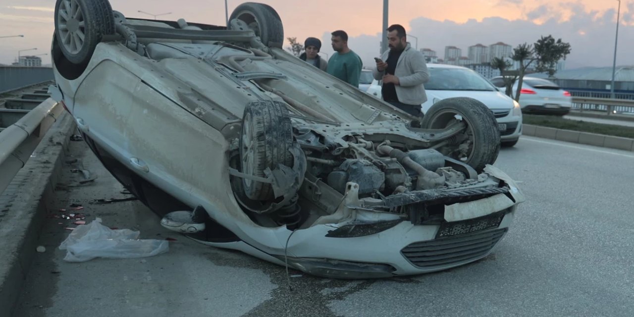 Hatay'da otomobil takla attı: Yaralılar var