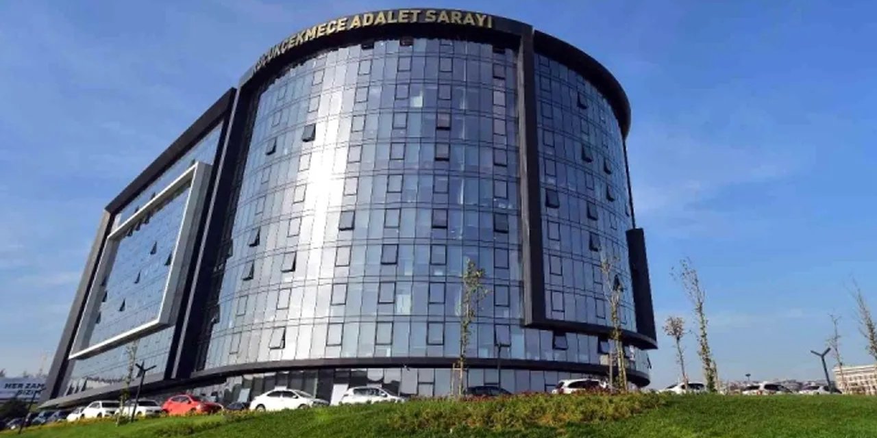 Küçükçekmece Adliyesi'nde avukat, hakime saldırdı