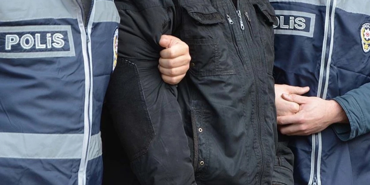 Muğla'da kaymakamın koruma polisi ve şoförü gözaltında