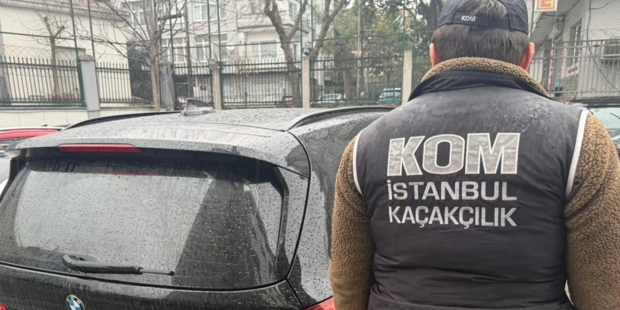 İstanbul’da kaçak lüks otomobil operasyonu: 11 araca el konuldu