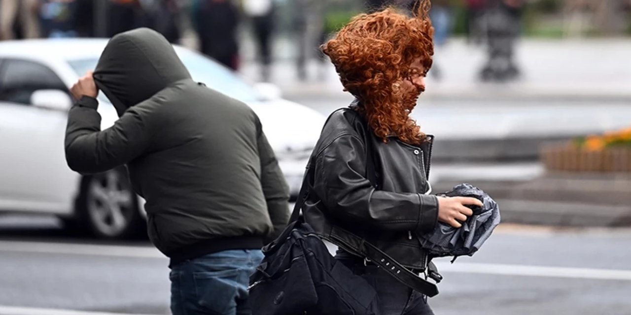 Ankara Valiliği'nden kuvvetli fırtına uyarısı