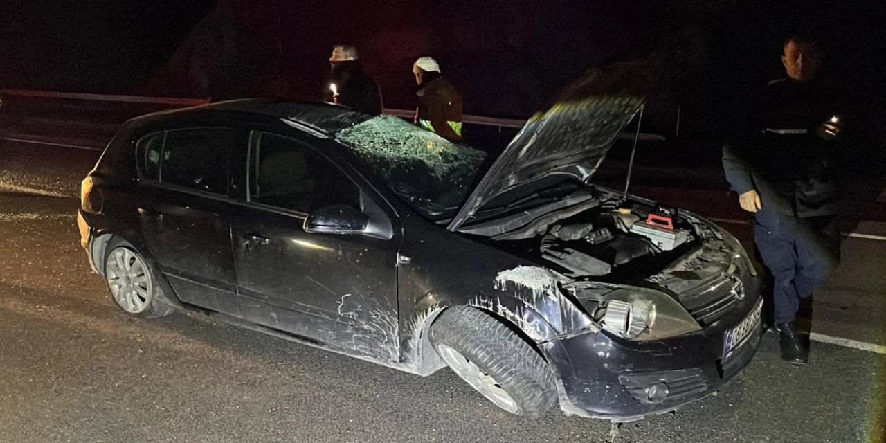 Yozgat'ta otomobil devrildi: 5 kişi yaralandı