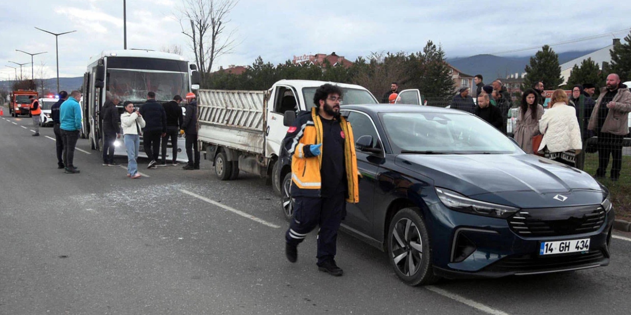 Bolu'da zincirleme trafik kazası: 7 kişi yaralandı, 2 kişi gözaltına alındı