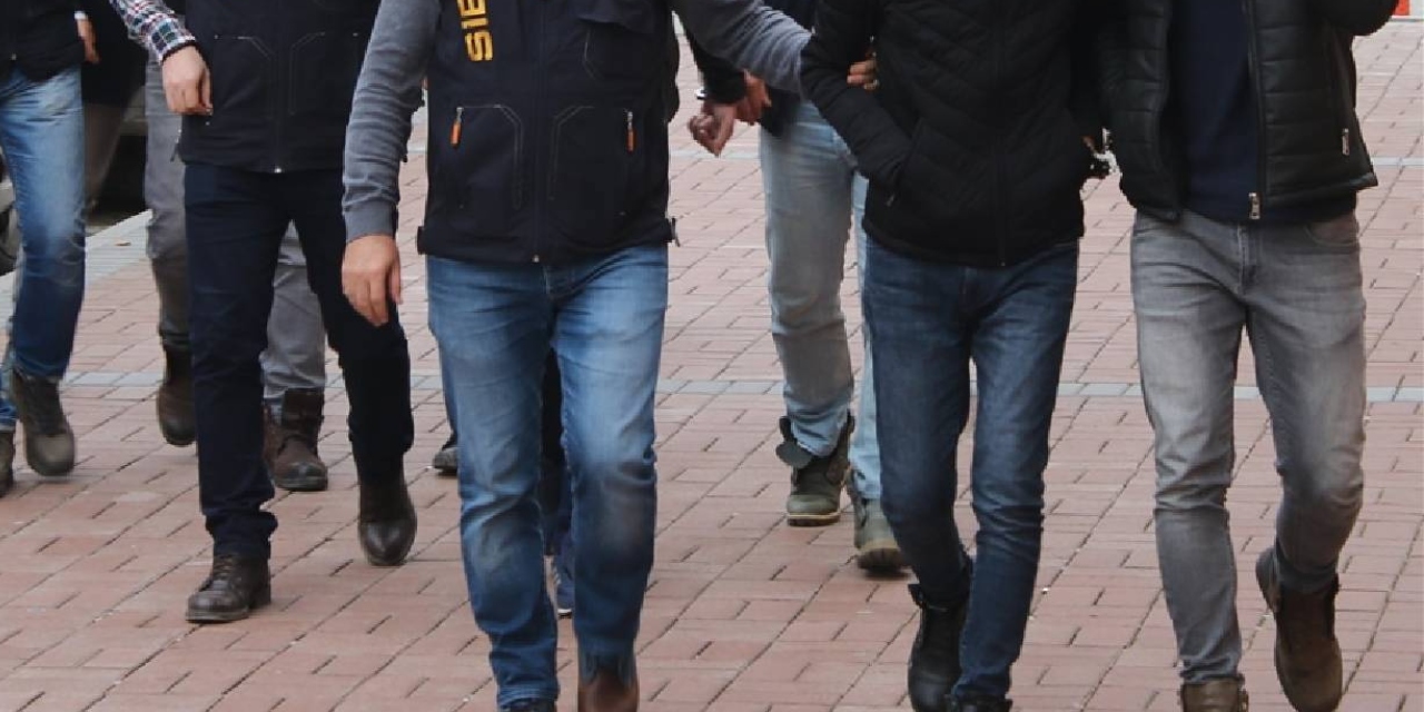 İstanbul merkezli yasa dışı bahis operasyonunda yakalanan 17 zanlı tutuklandı