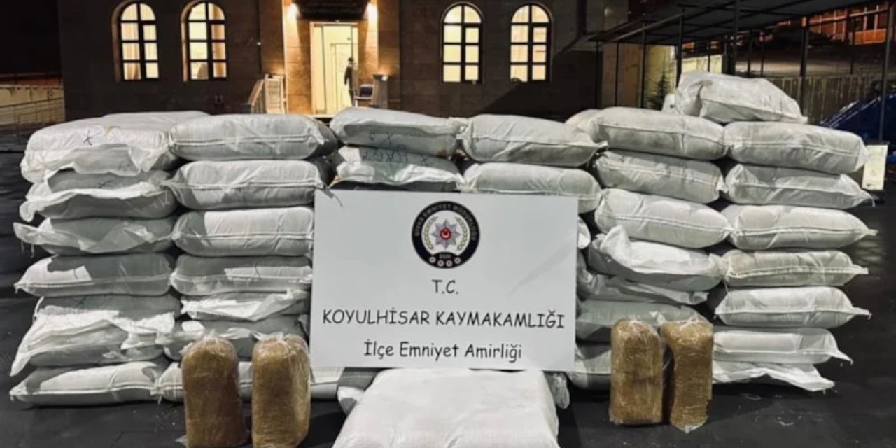 Sivas’ta 1 ton 337 kilo kaçak tütün ele geçirildi