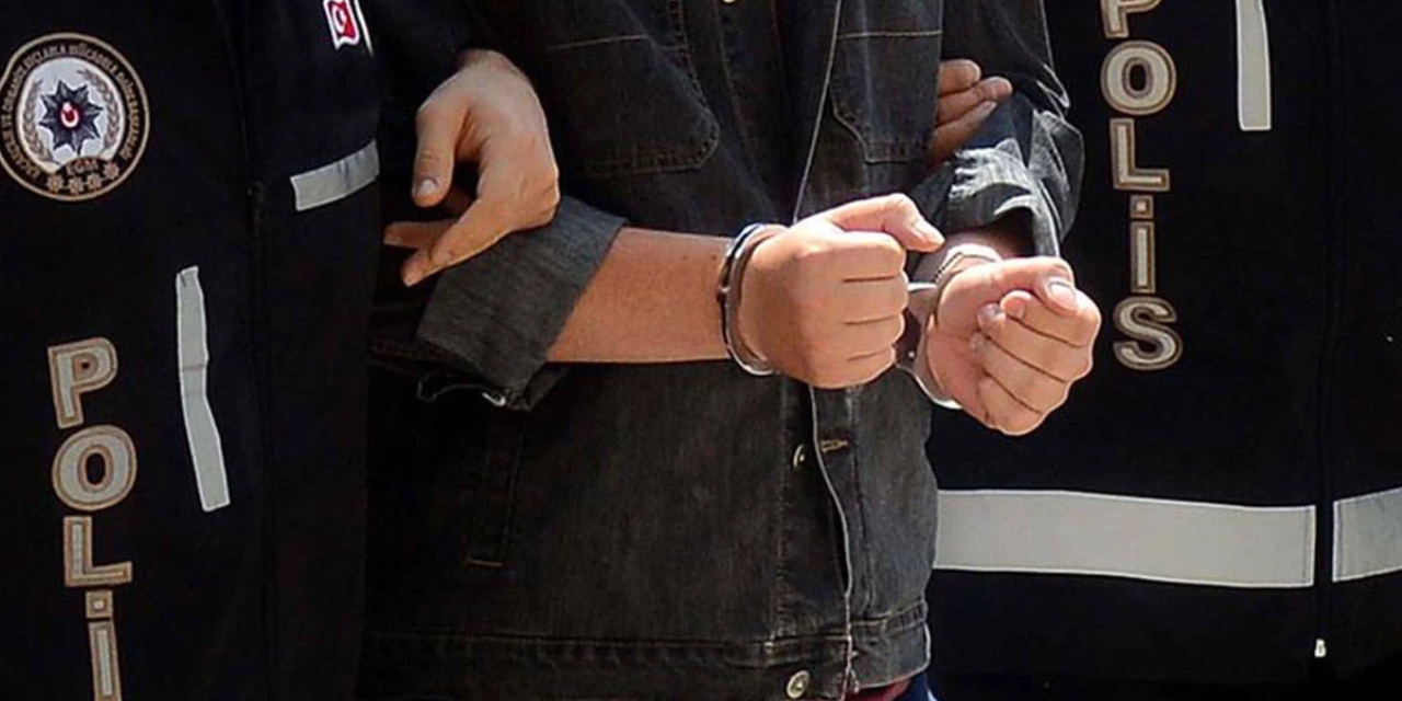 Yapay zekayla fotoğrafını değiştirip kimlik çıkartan hükümlü tutuklandı