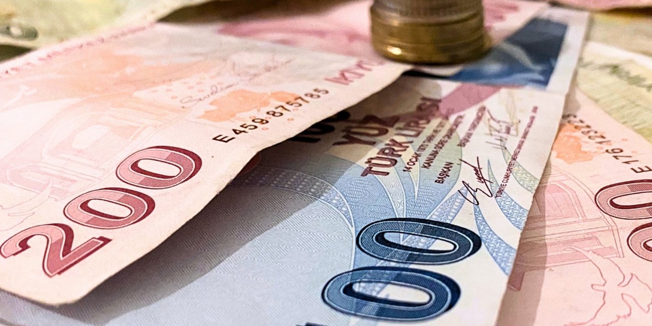 Bayram Öncesi Emekliye İkramiye Sürprizi: Ankara Kulislerinde Tek Rakam Öne Çıkıyor