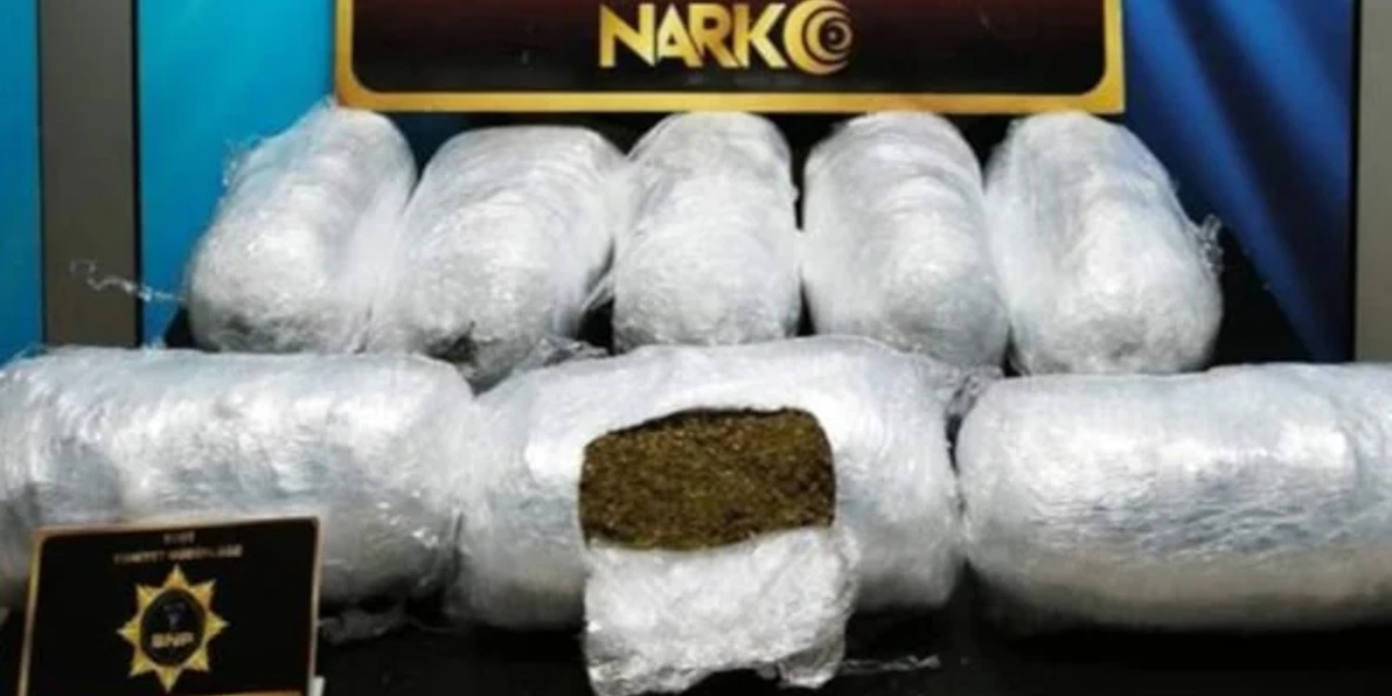 Siirt'te yolcu otobüsünde 9 kilo kubar esrar ele geçirildi