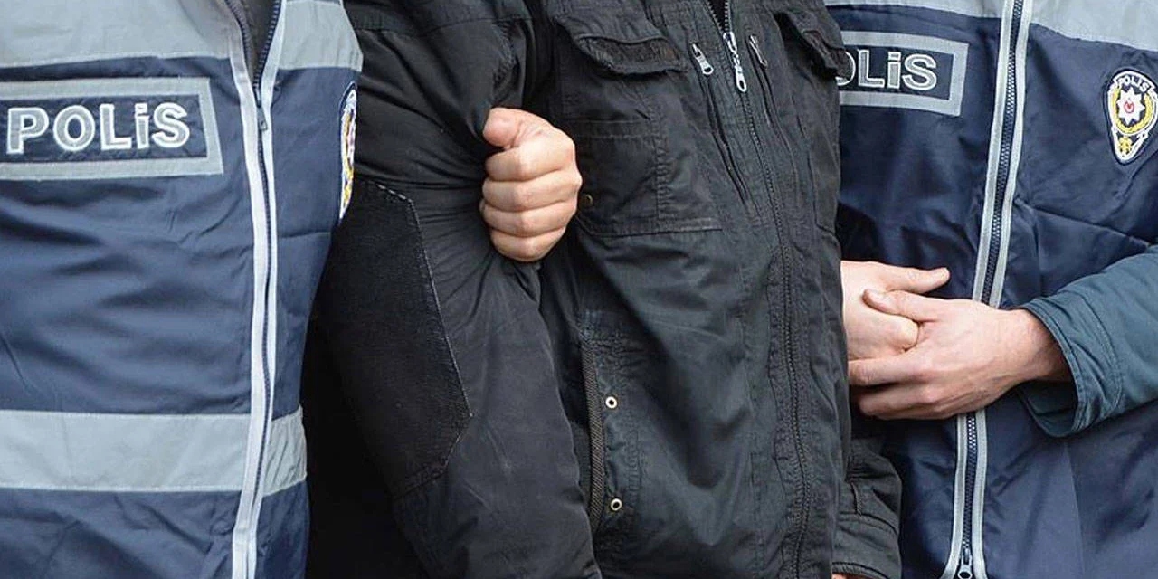 İstanbul'da suç örgütü operasyonu: 2'si çocuk 7 kişi gözaltına alındı