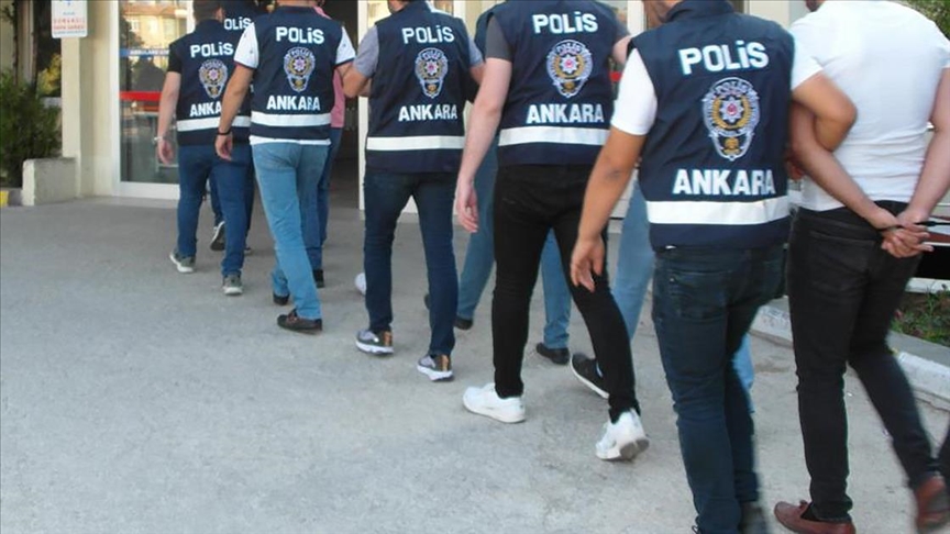 Ankara'da Silahlı Sosyal Medya Paylaşımı Yapanlara Operasyon, 26 Gözaltı!