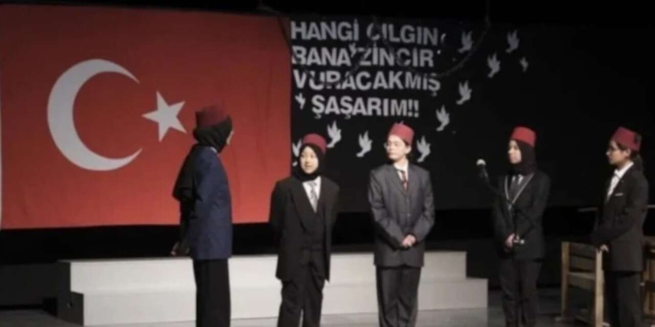 İstiklal Marşı'nın Arapça Okutulmasına Soruşturma Başlatıldı!