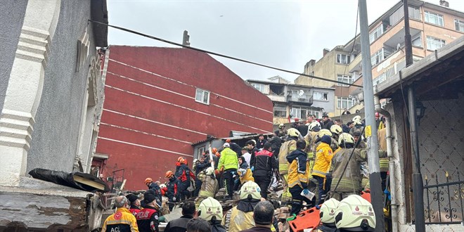 İstanbul Fatih'te Doğal Gaz Patlaması Sonucu 2 Bina Çöktü!
