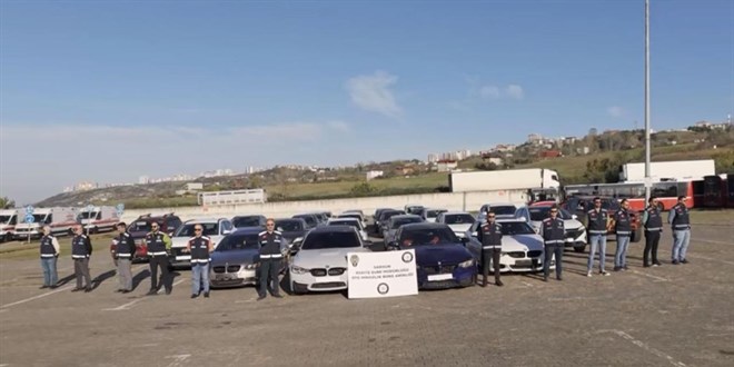“Change” Yöntemiyle 50 Milyonluk Vurgun: 13 Şüpheli Gözaltına Alındı!