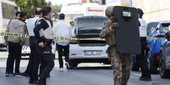 İstanbul’da Konsolosluk Önünde Silahlı Çatışma: 3 Saldırgan Etkisiz Hale Getirildi