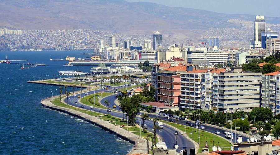 İzmir’de En Gözde Semt Açıklandı: Zenginlerin Tercihi Belli Oldu