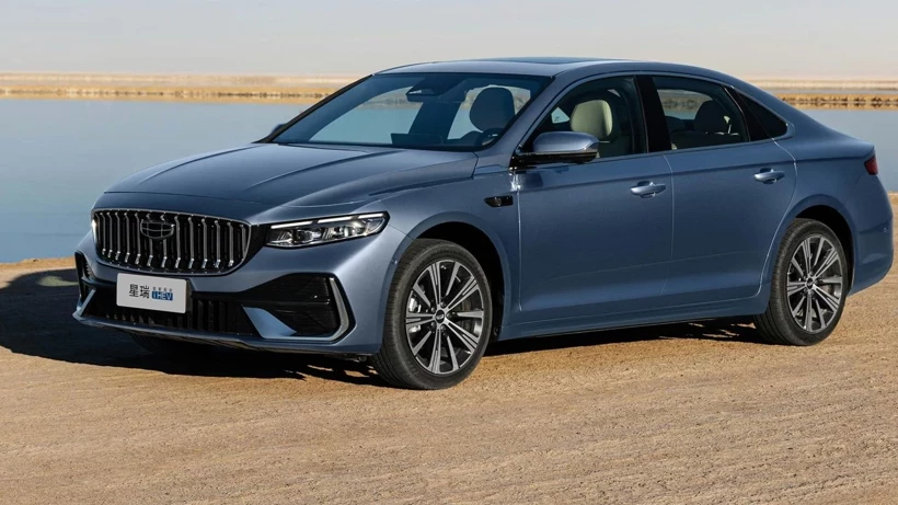 Dacia Fiyatına Hibrit Sedan: Geely’den Toyota’ya Rakip Yeni Model