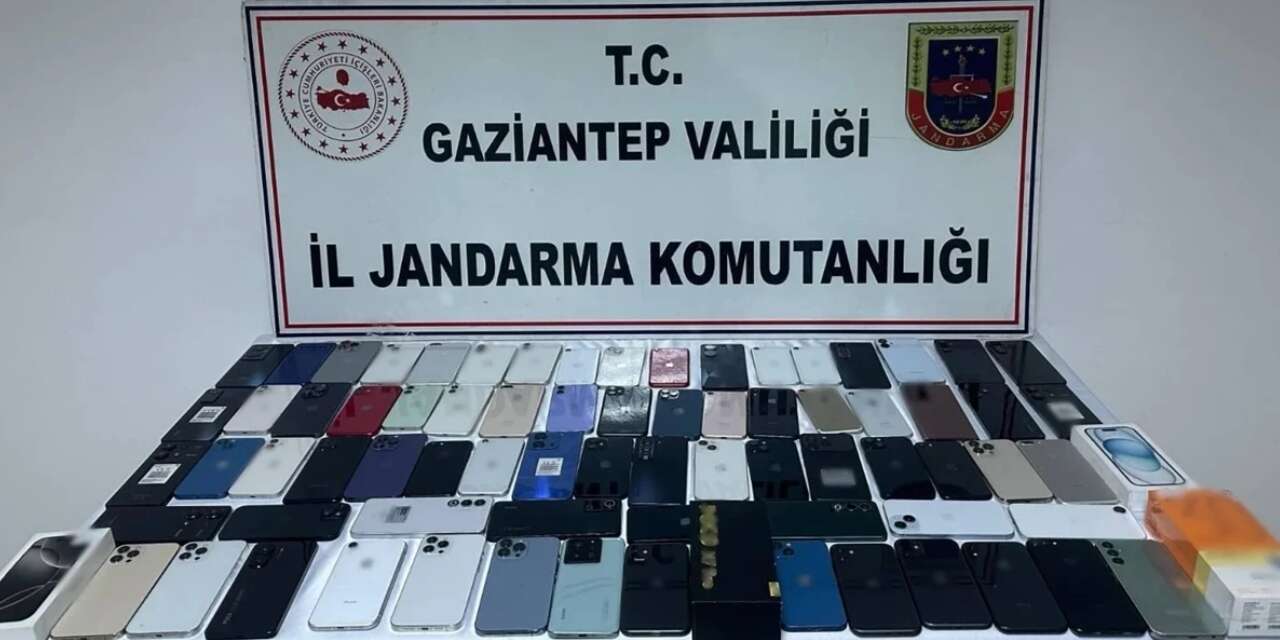 Gaziantep’te Kaçak Telefon Operasyonu: 3 Milyon TL’lik Ürün Ele Geçirildi