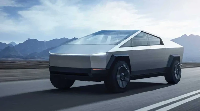 Tesla Cybertruckları Geri Çağırmaya Başladı