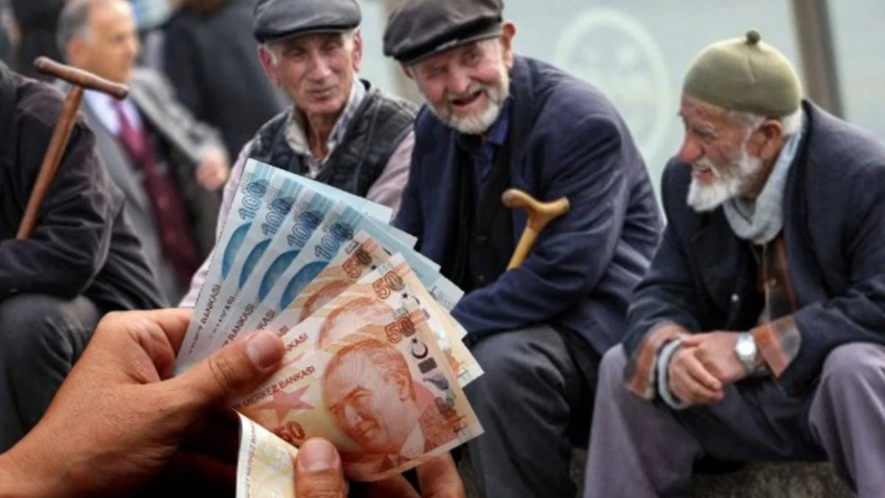 Seçim Öncesi Emeklilere Verilecek Destekler Belli Oldu