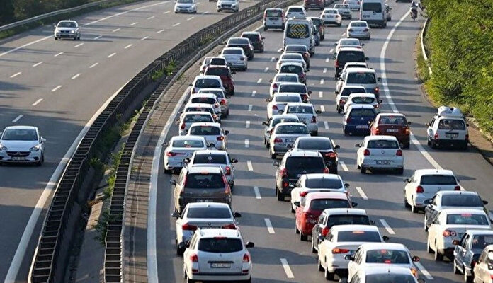 TBMM'ye Sunuldu: 2000 Model Ve Daha Eski Araçlara MTV Muafiyeti Teklifi Gündemde