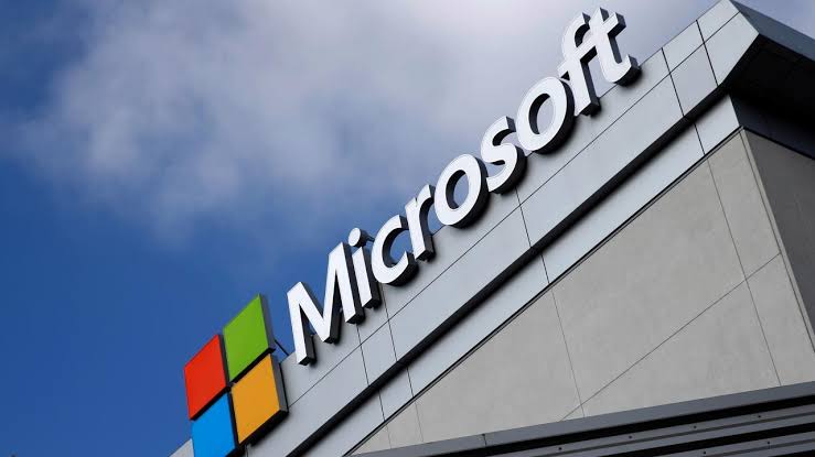Microsoft 4 Bin 800 Kişiyi İşten Çıkarıyor