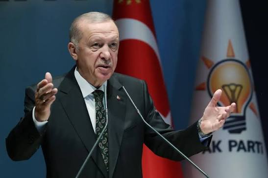 AK Parti 25. Yıla Özel Gazete Çıkaracak