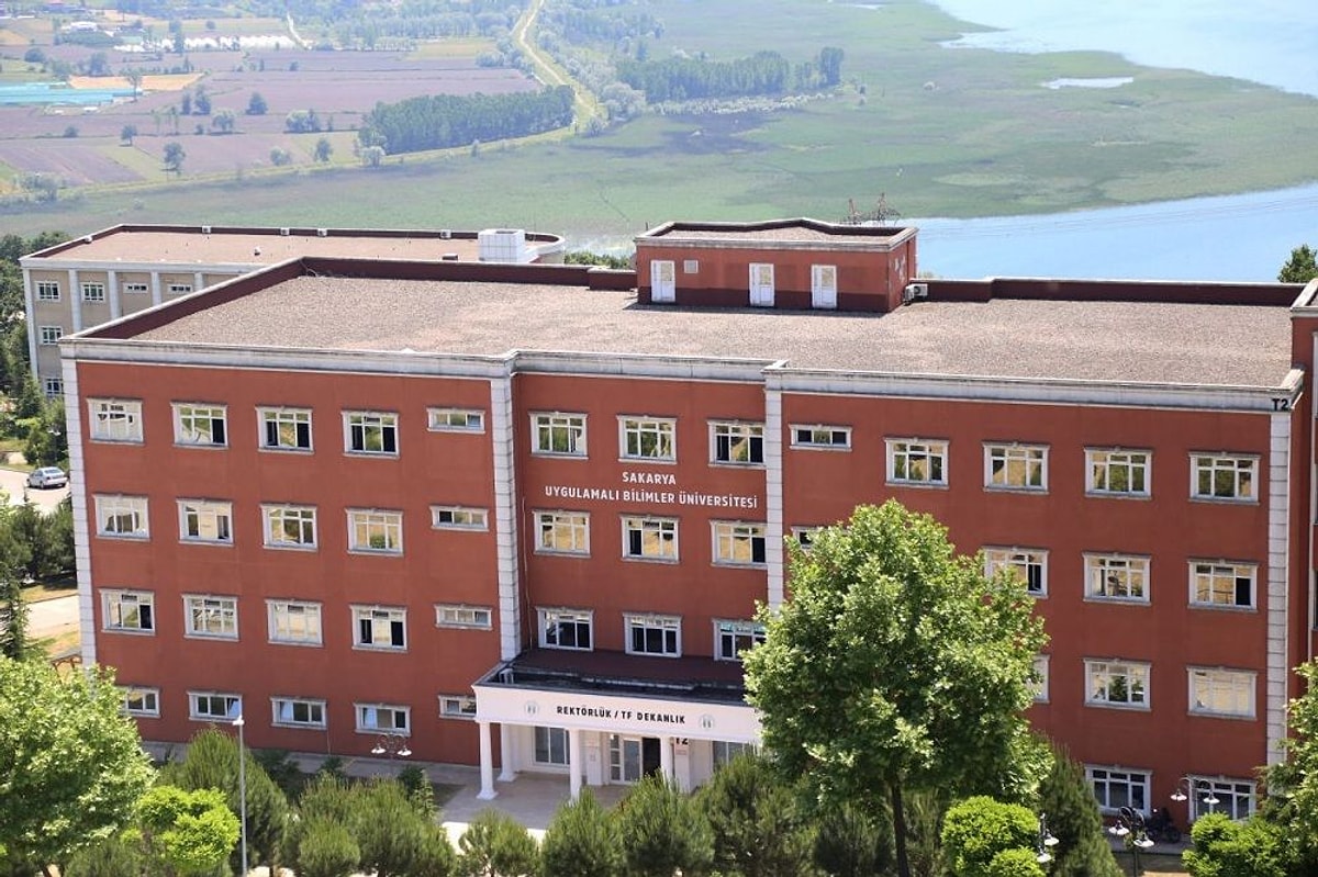 Sakarya Uygulamalı Bilimler Üniversitesi 25 Sözleşmeli Personel Alacak
