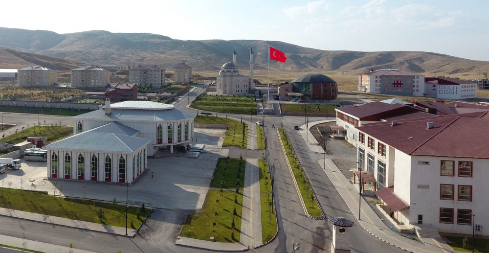 Aylık 50 Bin TL Burs: Rekor Başvuru Aldı