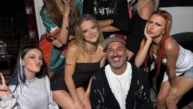 Tolga Akış, Manifest Üyeleri ve Kendi Gelirini Açıkladı